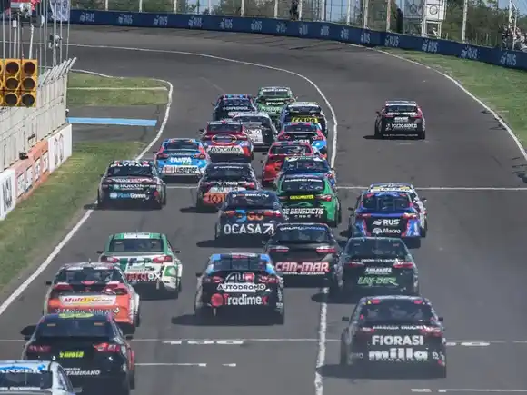 El Turismo Nacional inaugura su temporada 2025 en Paraná