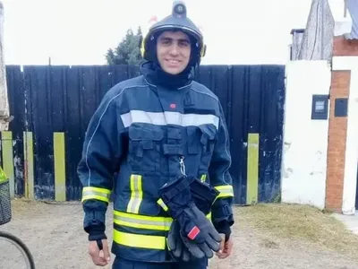 Un bombero salvó la vida de una beba de 8 meses en los festejos del Día del Niño