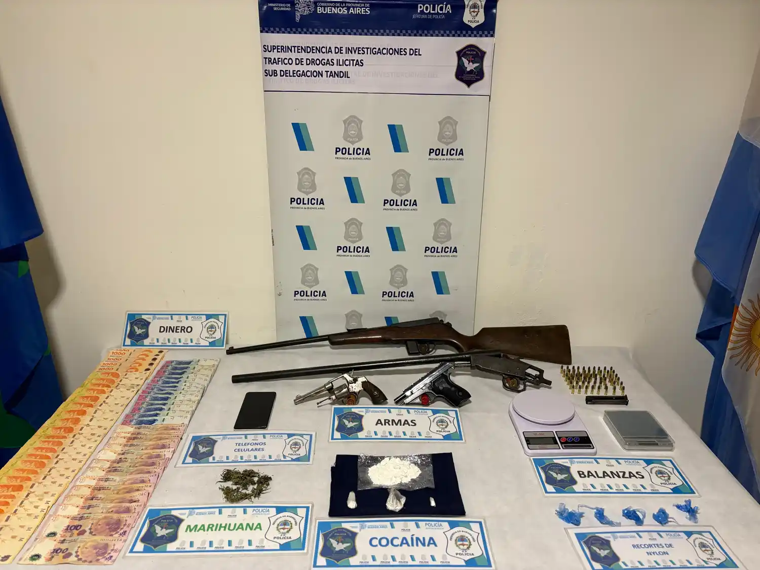 Elementos secuestrados durante el allanamiento