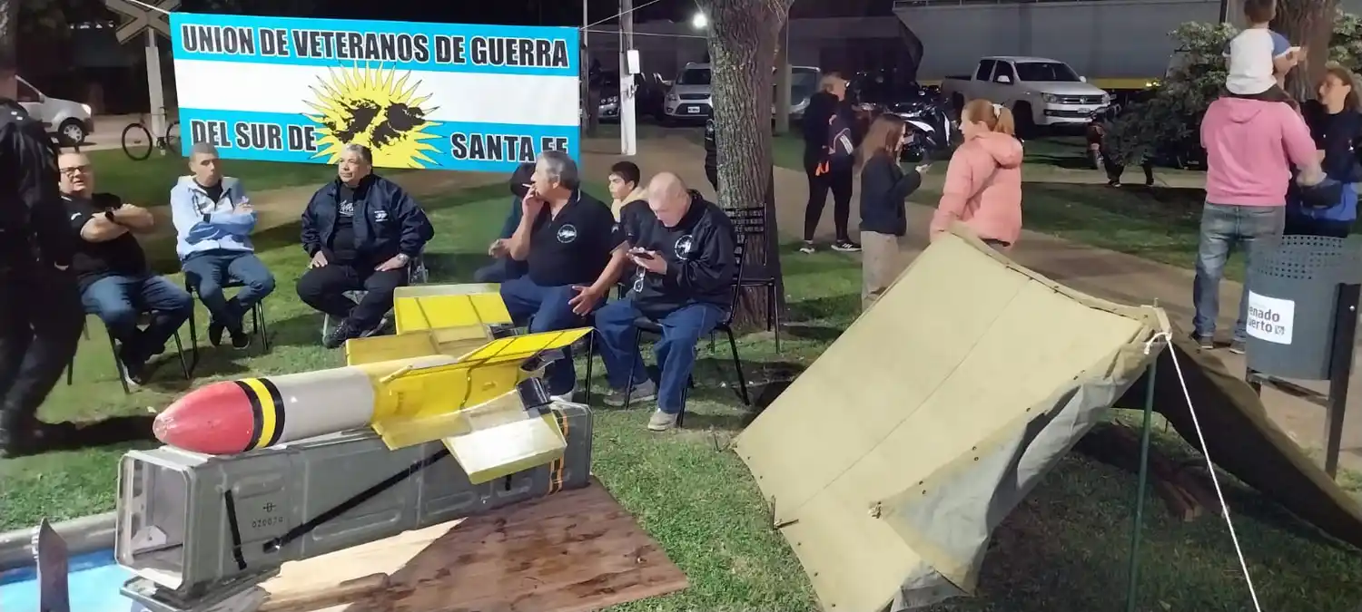 Los Veteranos de Guerra volverán a desplegar objetos de sus museos en la vigilia de este miércoles 1. Foto: Archivo Sur24