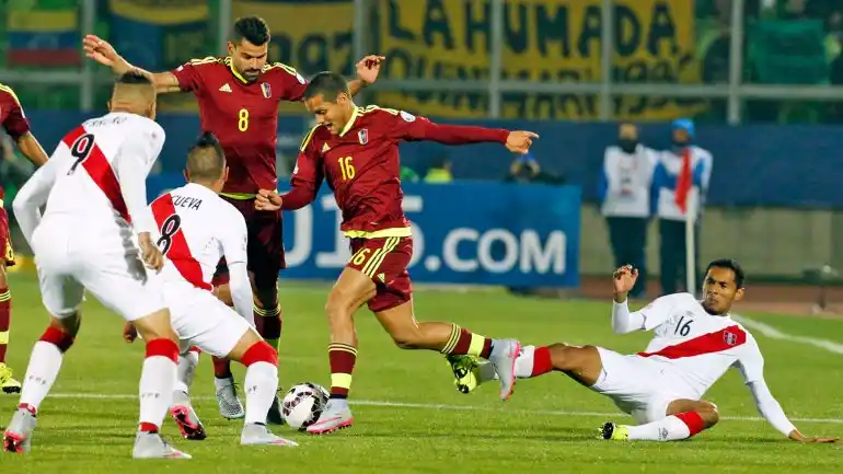 Copa América: Perú le ganó a Venezuela y todos en el Grupo C quedaron igualados