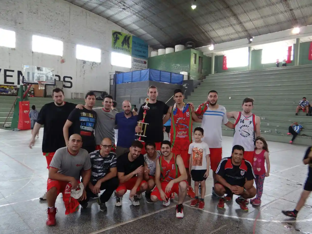 Nogoyá sub Campeón de la Liga Regional de Basquet