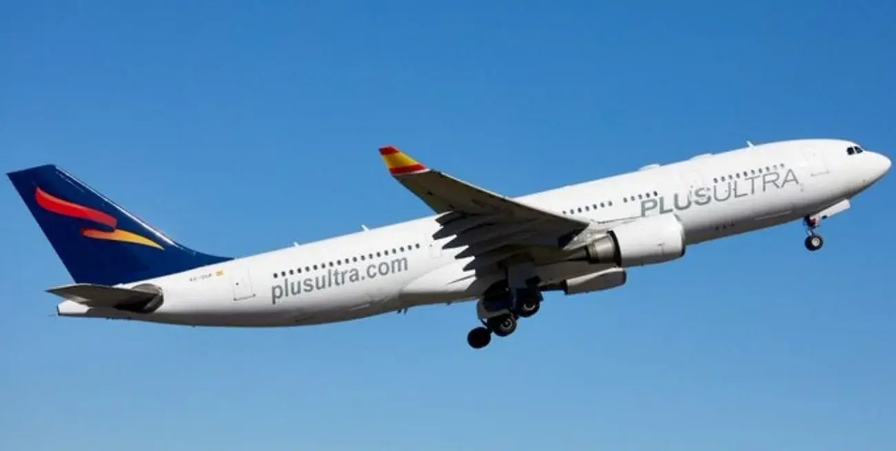 El vuelo de Plus Ultra aterrizó en Natal tras un inconveniente durante el trayecto a Madrid.