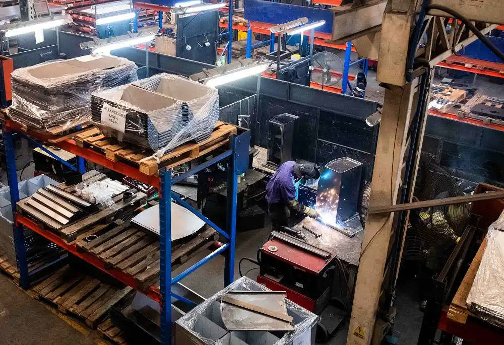 La actividad económica cayó en marzo 8,4 por ciento.