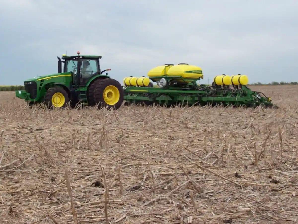 Santa Fe: avanza a buen ritmo la siembra de soja y siguen rindes magros de trigo           
