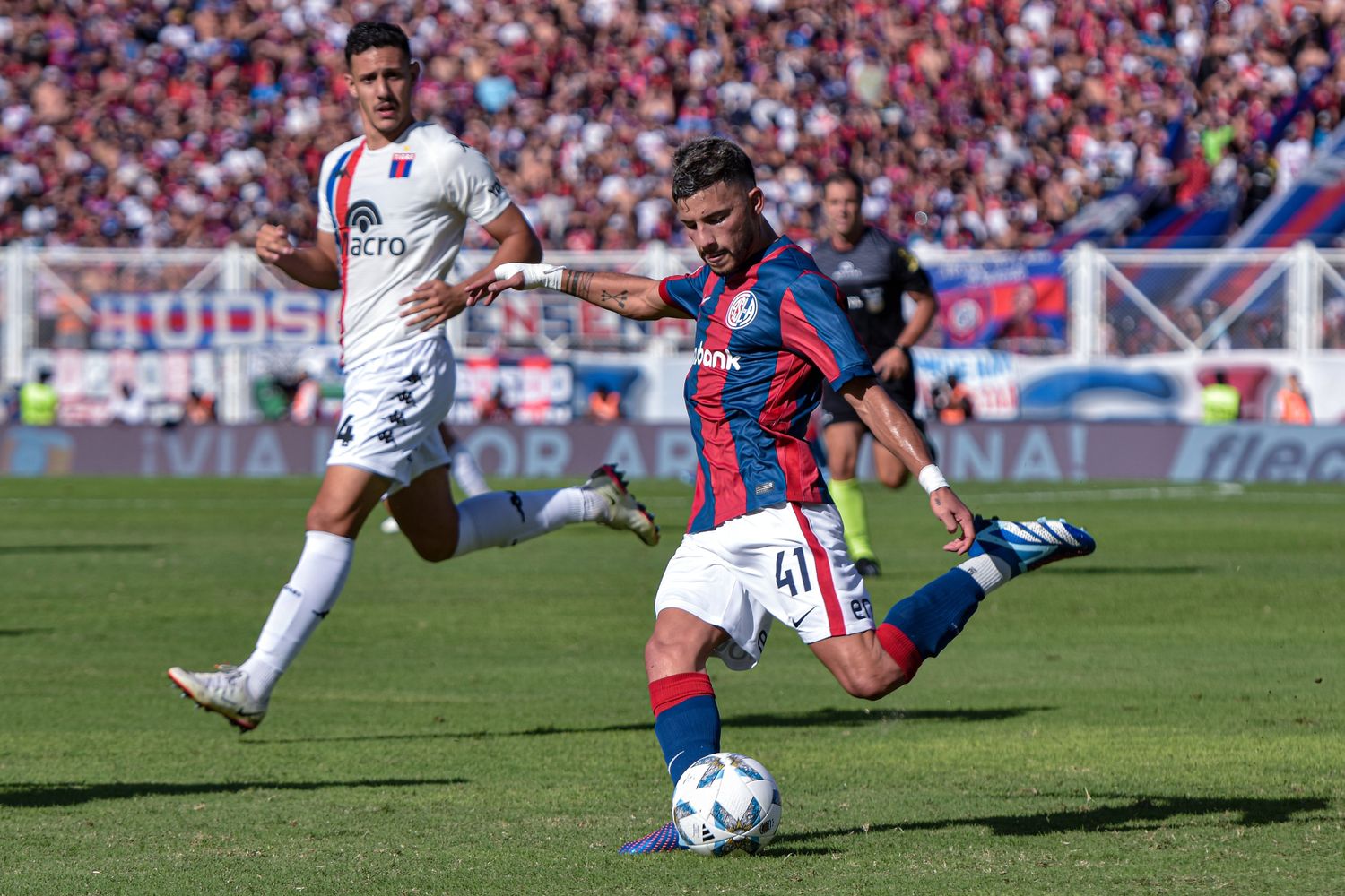 San Lorenzo se dio el gusto de lograr su primera victoria