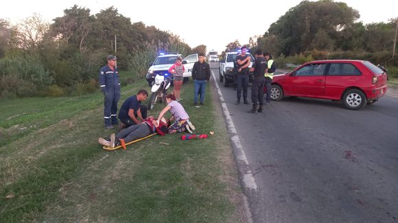 Ruta 1001: otro accidente con dos personas trasladadas al hospital
