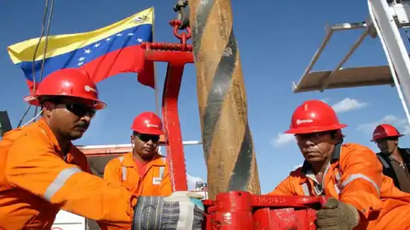 SIGAN EL EJEMPLO QUE CHEVRON DA: esto paga el gigante petrolero de EE.UU. a sus trabajadores en Venezuela