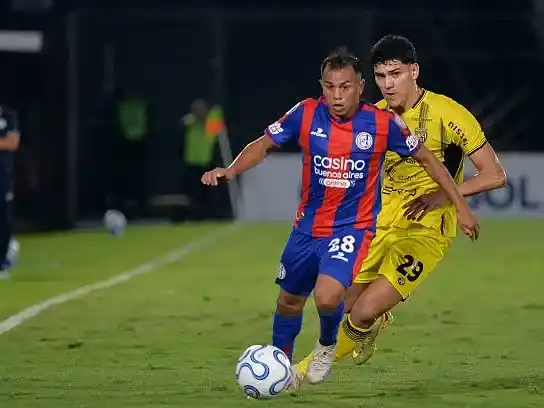 San Lorenzo recibe a Deportivo Cuenca