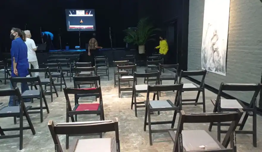 Aprueban líneas de apoyo para salas de teatro, centros culturales y espacios comunitarios