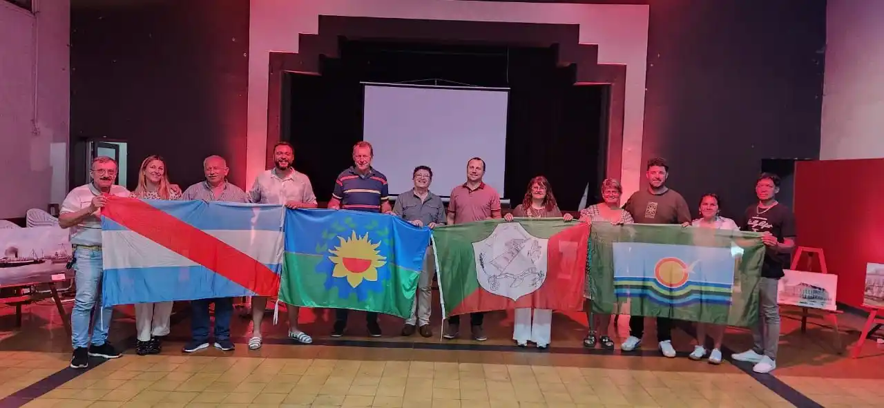 Villa Clara vivió una emotiva noche de historia y arte en la Casa Social Barón Hirsch