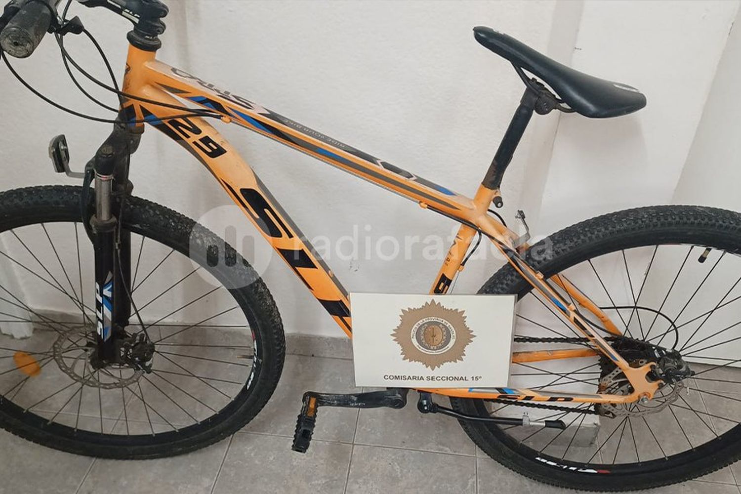 Otra bicicleta abandonada: la denunciaron y fue secuestrada por la policía