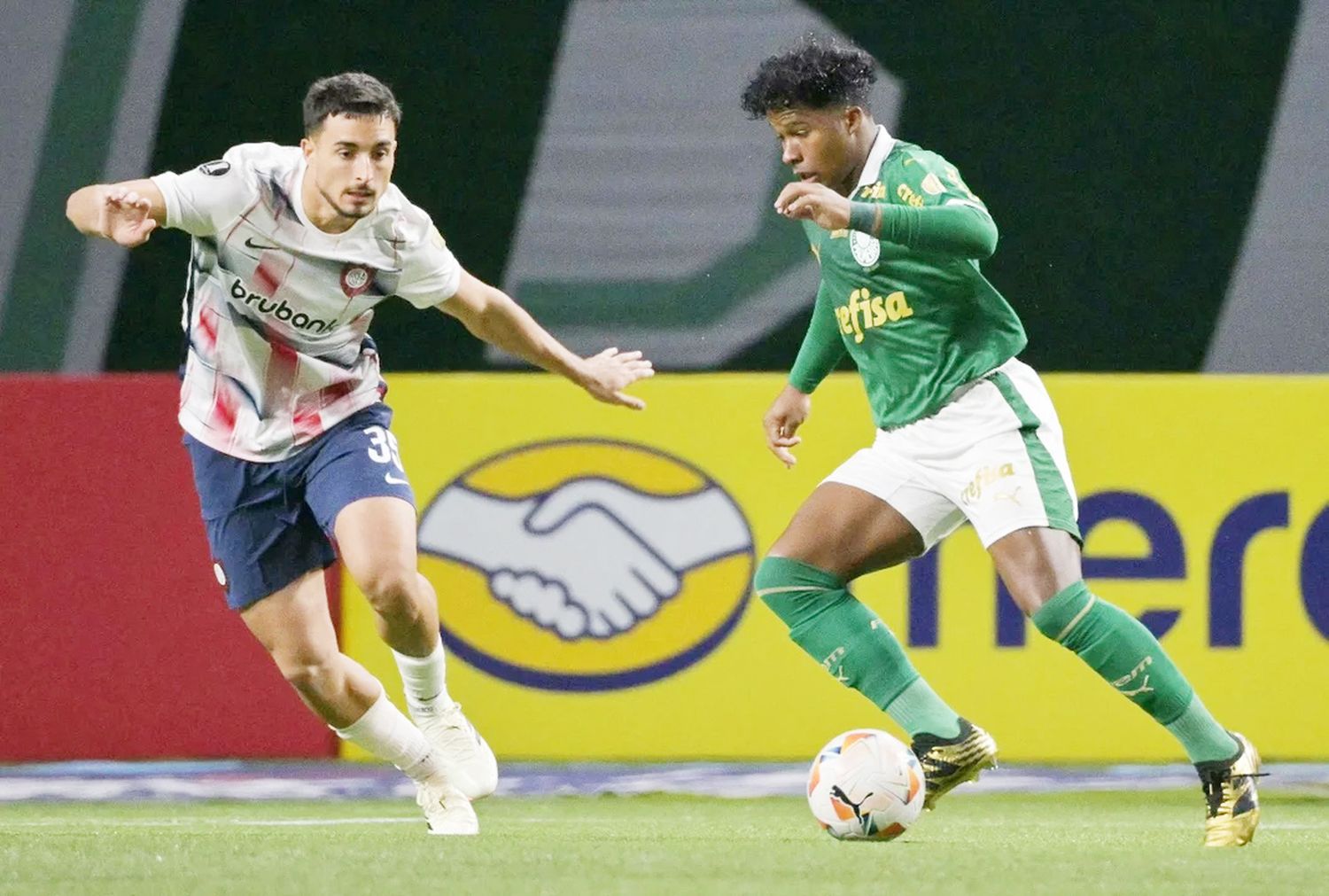 San Lorenzo consiguió un punto clave ante Palmeiras y pasó a los octavos