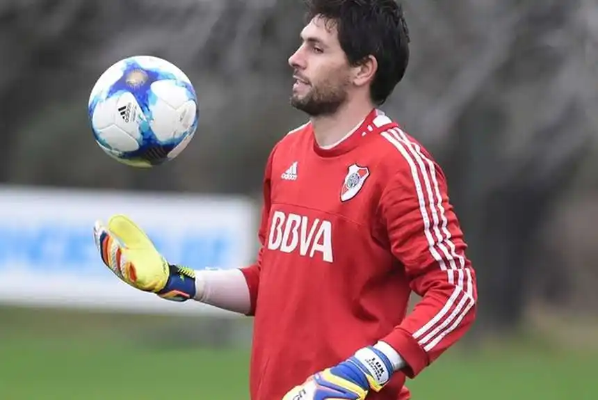 Lux, titular tras once años