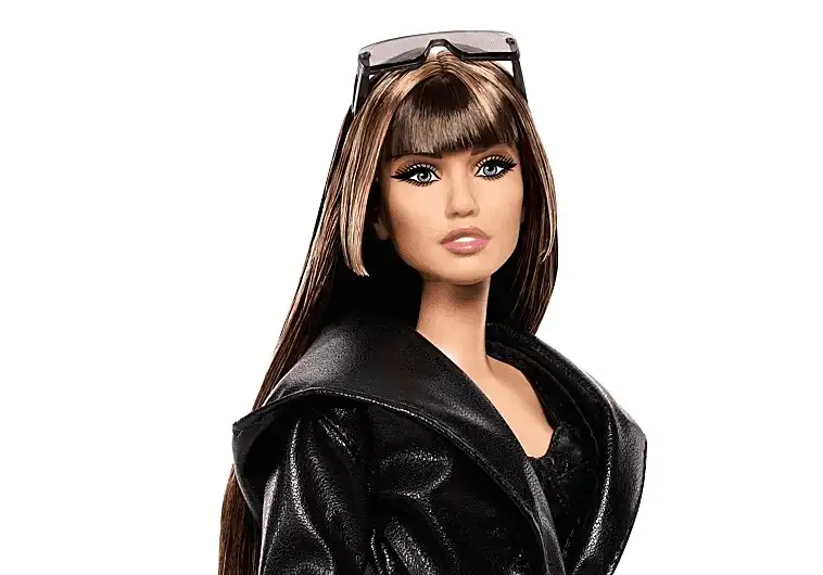 Miley Cyrus ya tiene su propia Barbie - 7