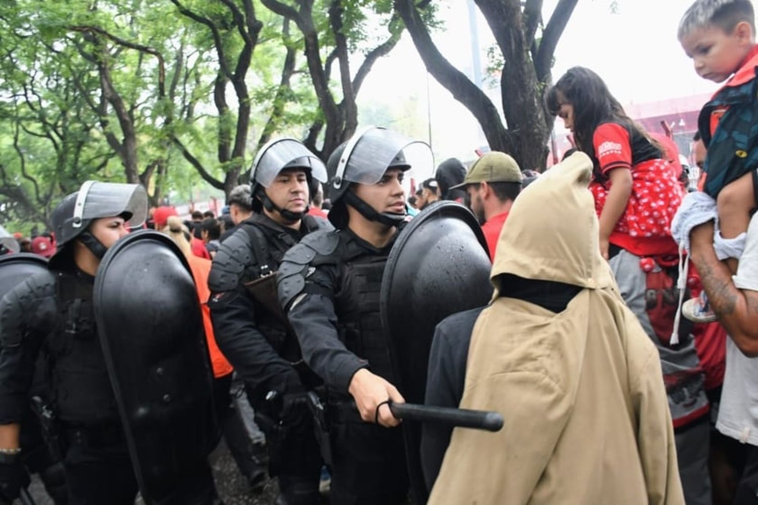 Importante operativo de seguridad por el clásico rosarino en el Parque Independencia