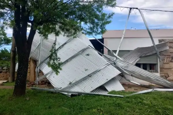 Intensa tormenta causó destrozos en el norte provincial