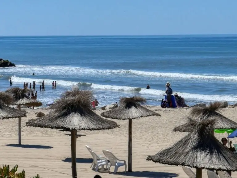 Una ola gigante sorprendió a turistas en Santa Clara del Mar: un muerto y al menos 35 heridos