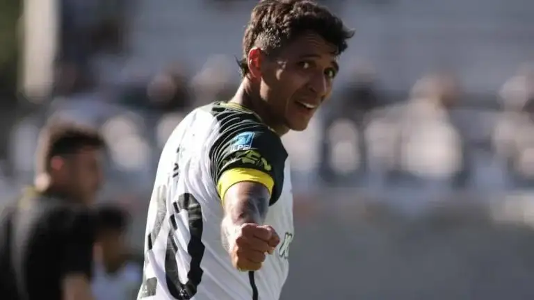 Defensa y Justicia superó a Riestra