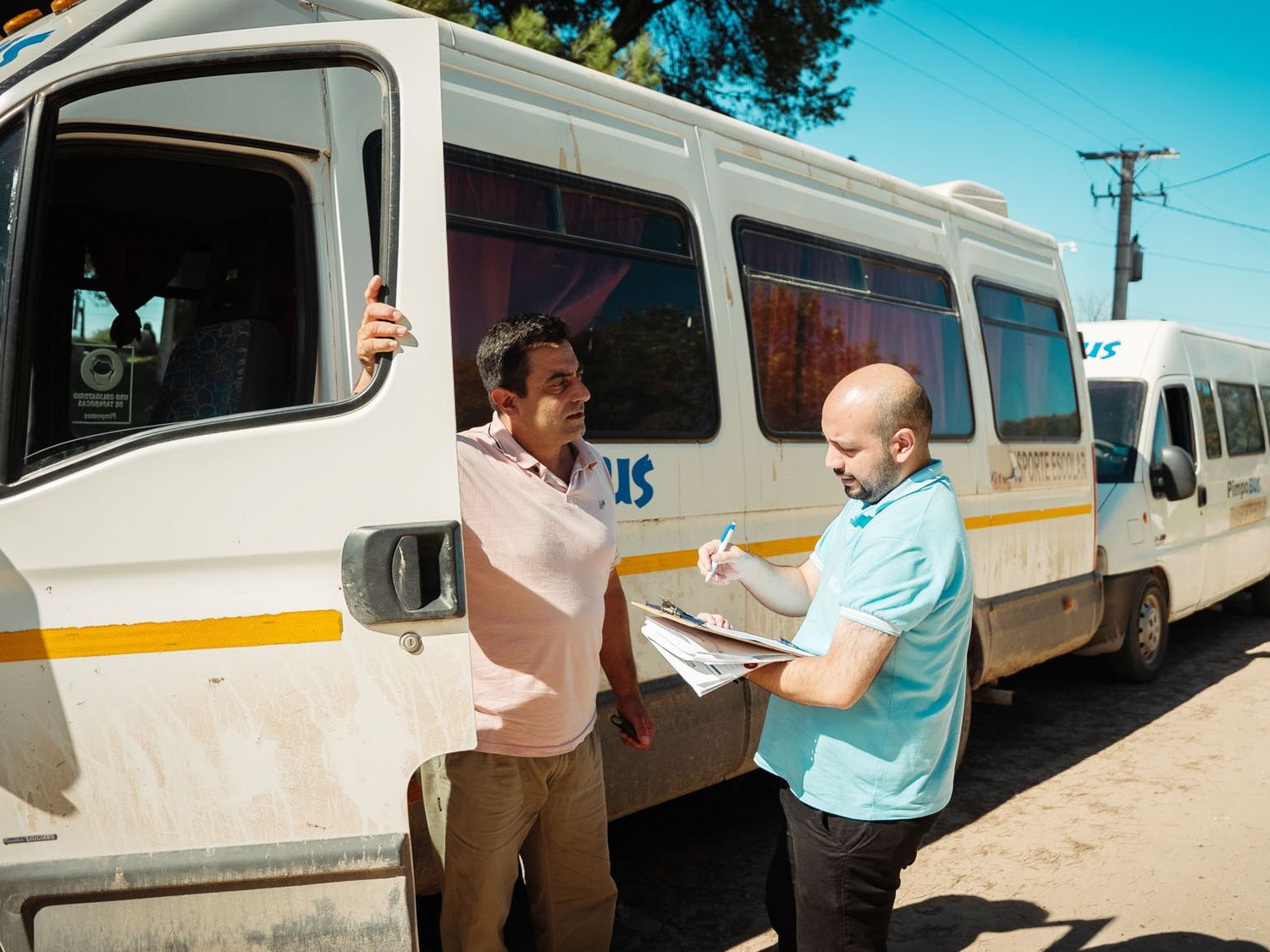 El transporte escolar rural se implementa en toda la provincia