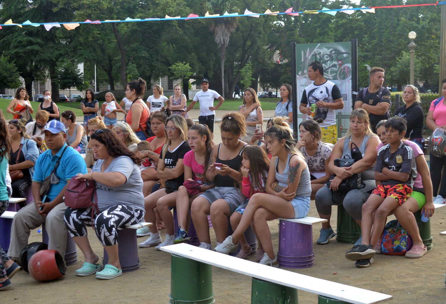 Agrupaciones sociales recordaron los 20 años del estallido de 2001 con una jornada cultural