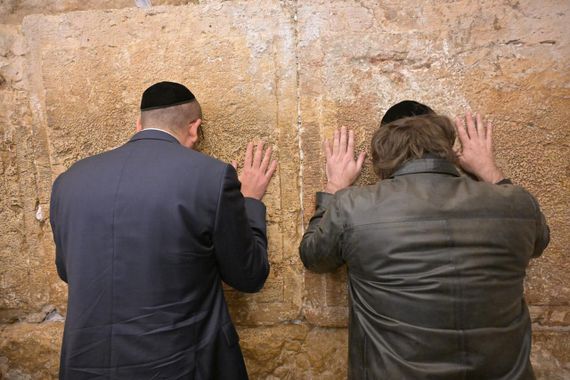El presidente Javier Milei oró en el Muro de los Lamentos en Jerusalén
