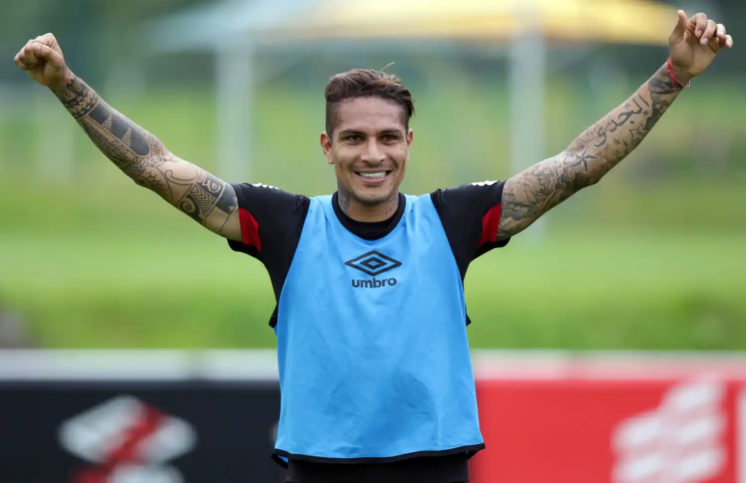Paolo Guerrero acordó su llegada a Avellaneda