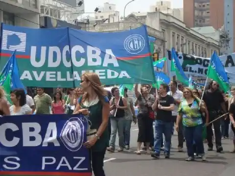 Udocba cumple su segundo día de paro
