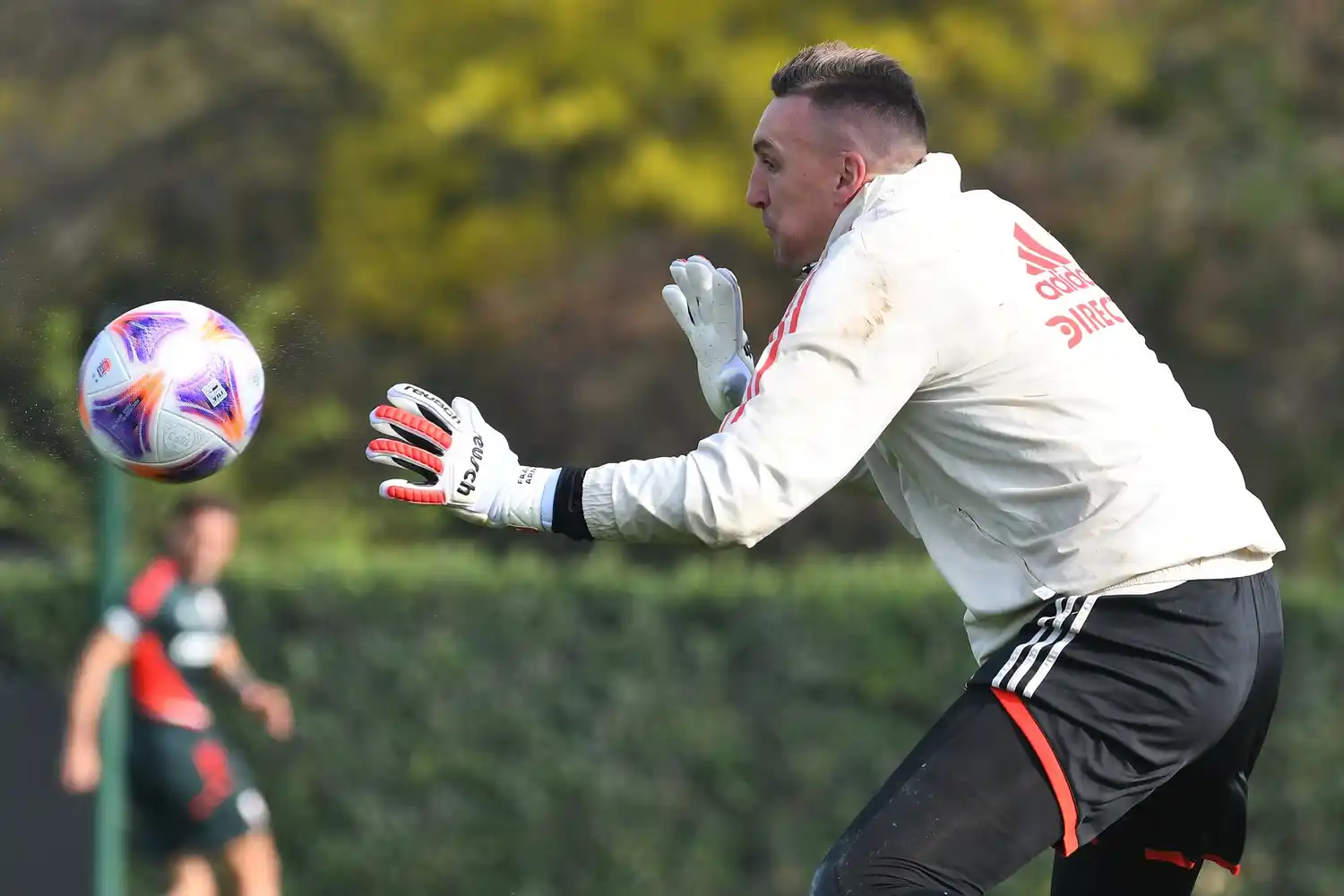 Armani, una fija en el arco de River.