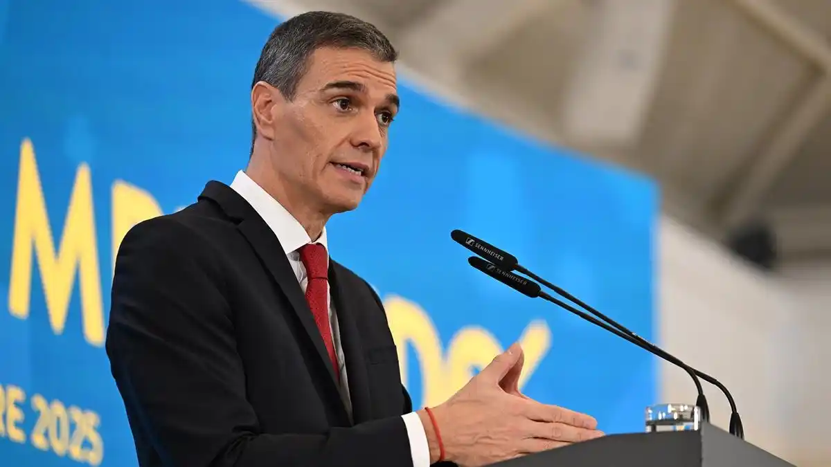 Don Teflón. Pedro Sánchez durante la rueda de prensa del lunes 15. Foto: Moncloa.