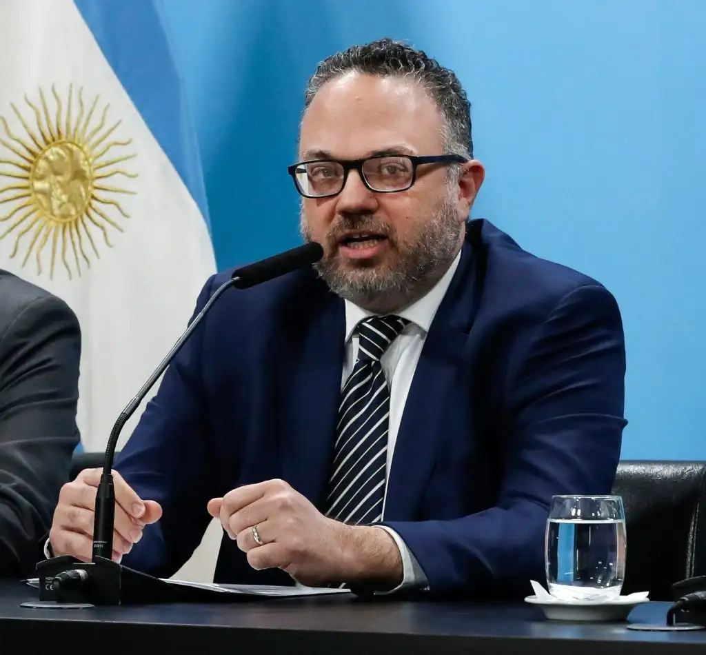 Kulfas anunció que rige paquete crediticio para las pymes a una tasa del 18 por ciento