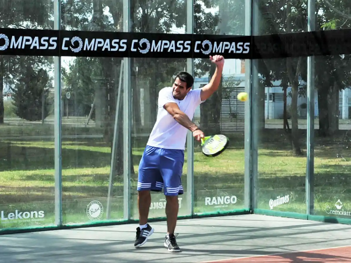 Se juegan dos torneos