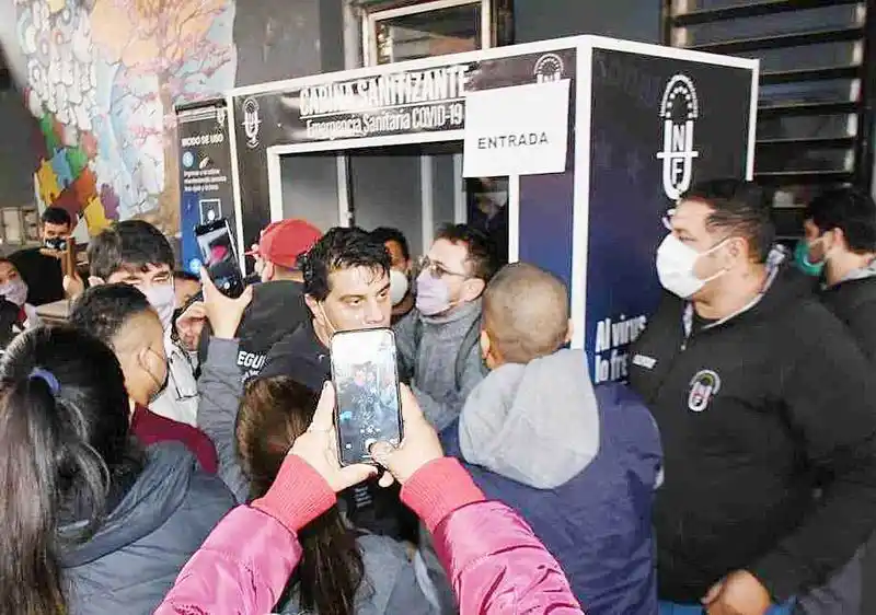 UNaF: proscribieron a más de 4.000 
electores y listas no afines al rector Parmetler