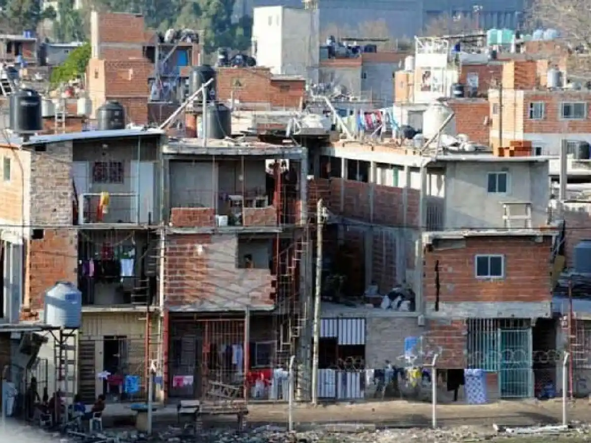 La pobreza alcanzó el 40,6% en el primer semestre del año