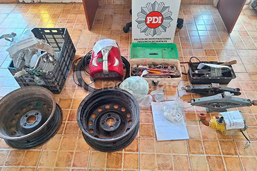 Múltiples allanamientos en Frontera: encontraron dinero, droga, armas y hasta llantas de auto