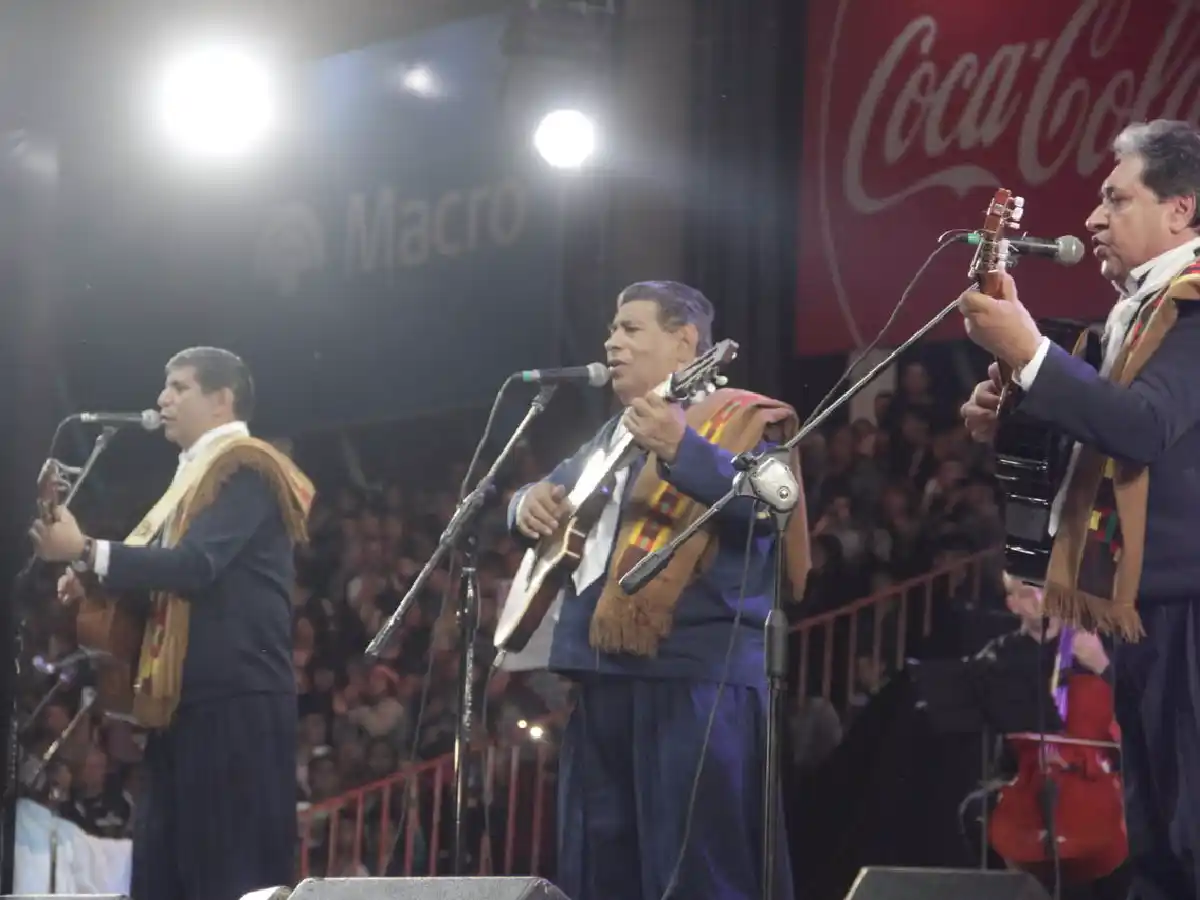 Los Manseros brillaron en la apertura del Festival de  Jesús María 