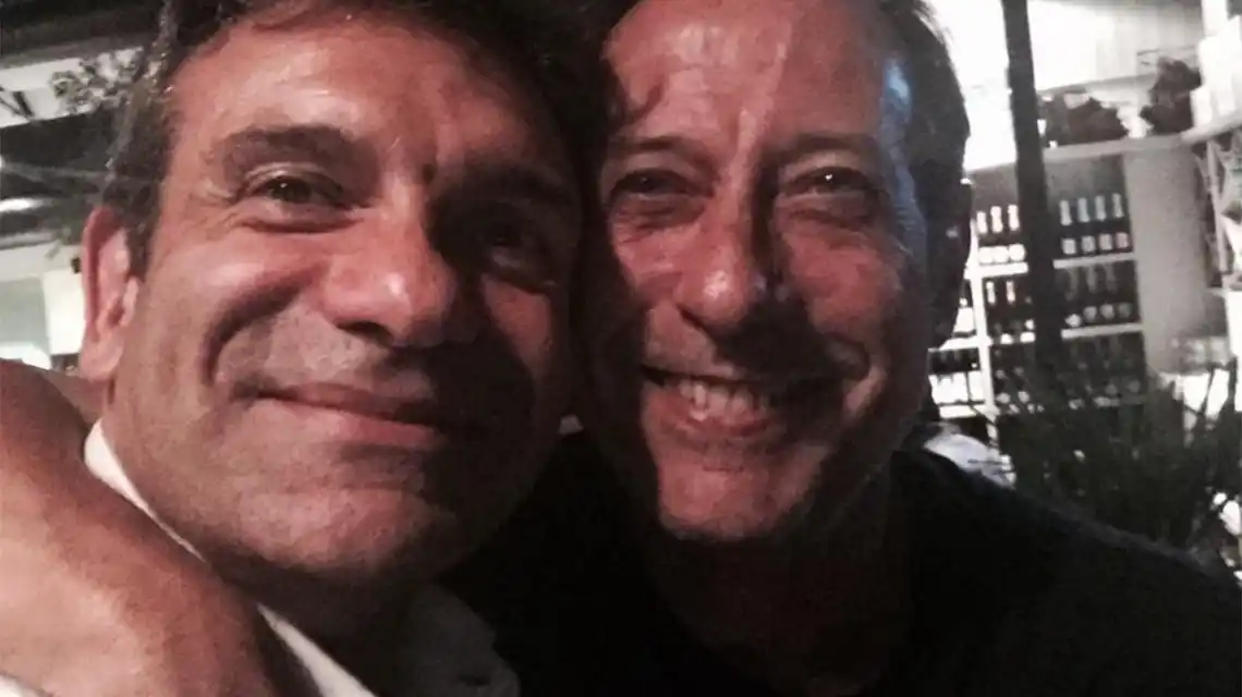 De Bellis y Francella quieren llevar "Casados con hijos" al teatro