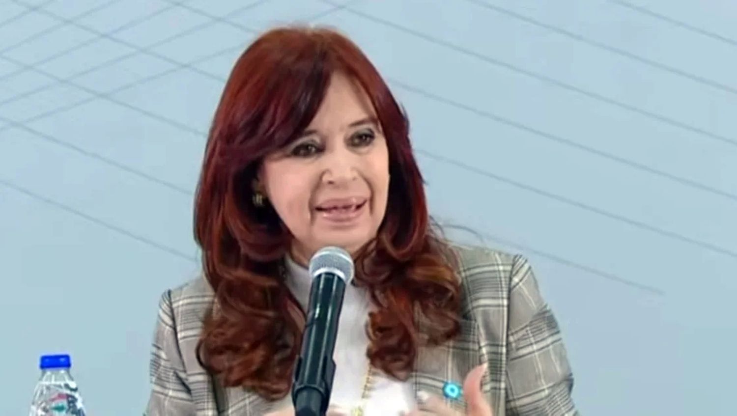 El gobierno le quita la jubilación de privilegio a Cristina Kirchner