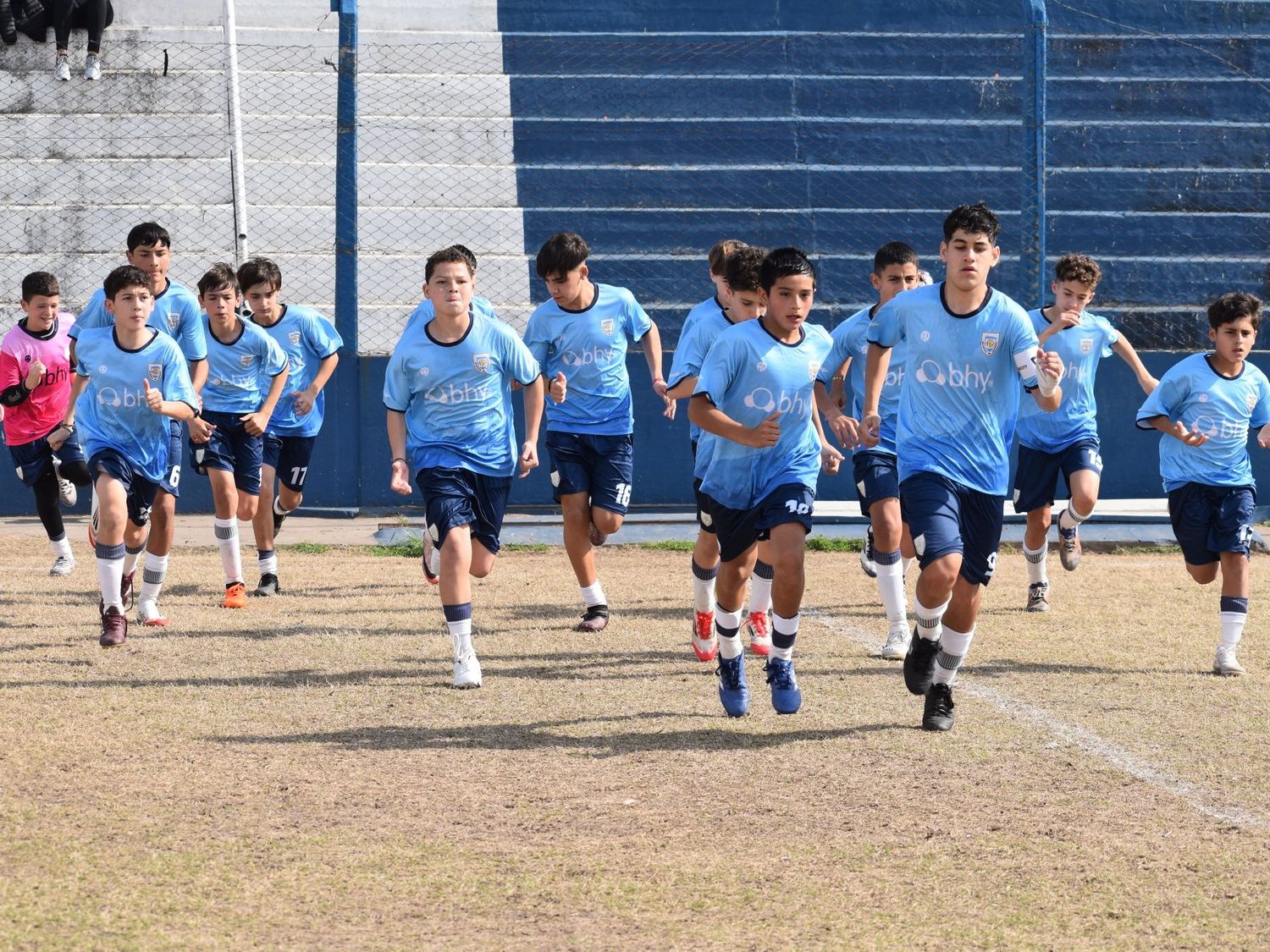La Crema visita a las 13 a la BH por la 10° fecha de Juveniles del Consejo Federal.Foto:Prensa AR