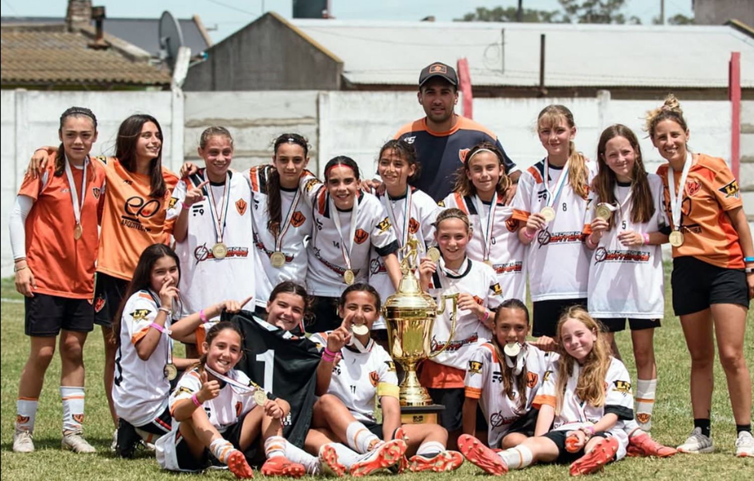 Copa de Oro. Las chicas de Villa Díaz Vélez