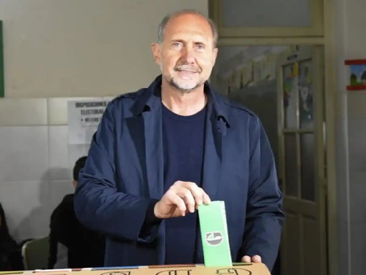 Santa Fe: Perotti pasó a ganar en una elección muy pareja