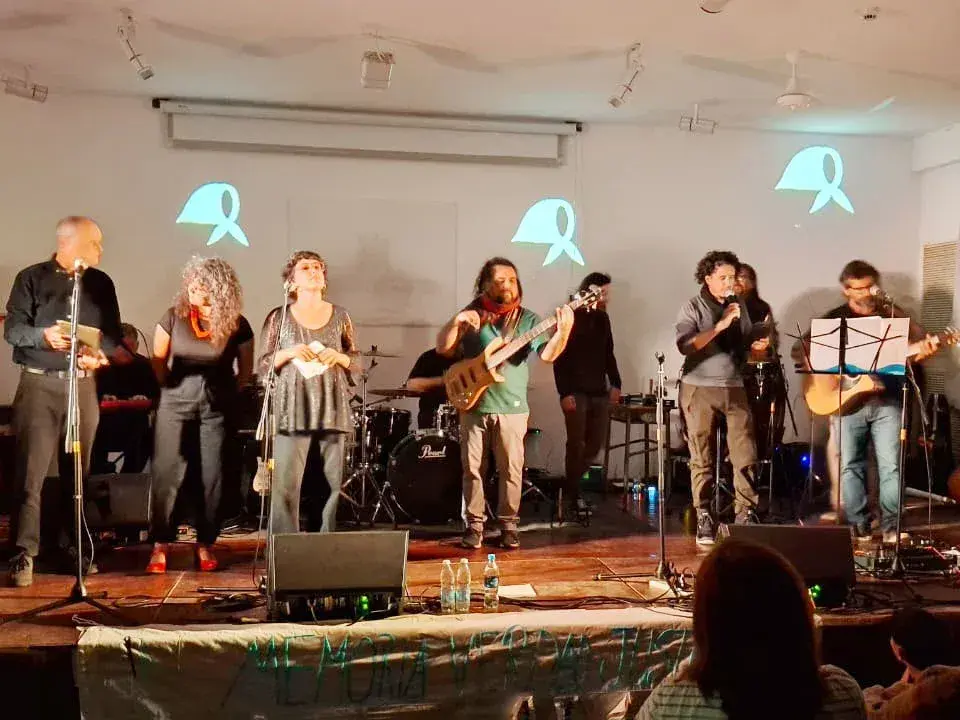 La memoria volvió a encontrarse con la música, la poesía y la comunidad de Concordia
