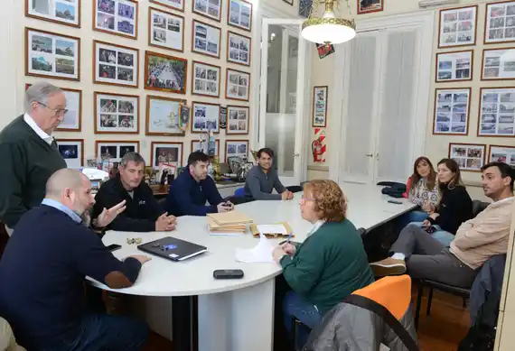 Se conocieron las ofertas para realizar obras de remodelación en el edificio de la Escuela 7