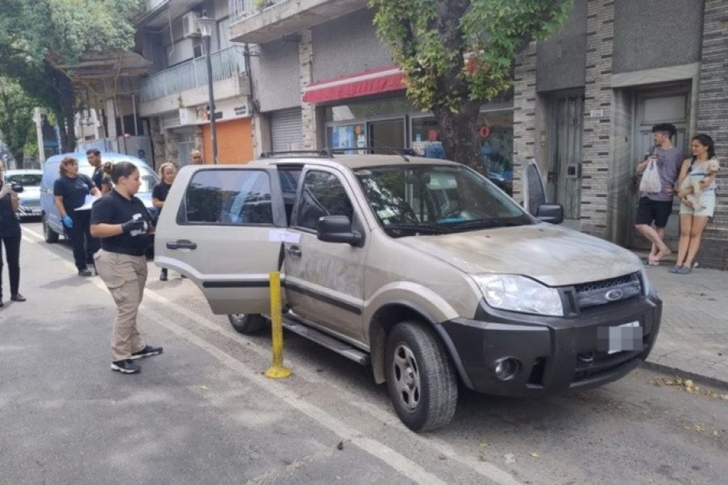 Rosario violenta: asesinaron a un hombre de 84 años para robarle el auto en barrio Echesortu