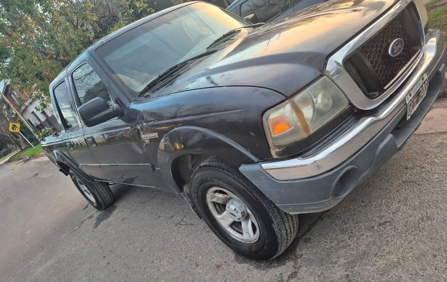 La camioneta fue denunciada como robada, pero no había sido así.