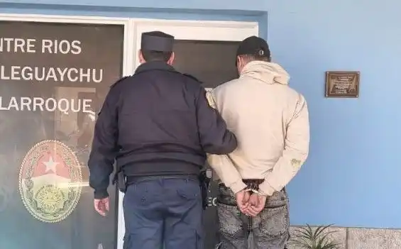 Detuvieron al conductor que había huído de un control policial en Ibicuy y que abandonó su camioneta en una estancia de Larroque