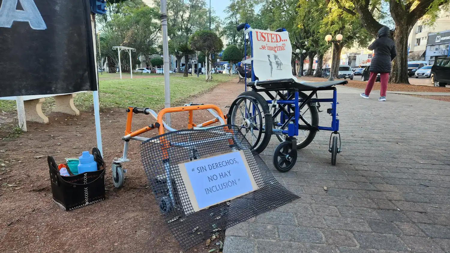 “Una luz por la discapacidad”: fuerte reclamo en Rafaela por la crisis del sistema de atención