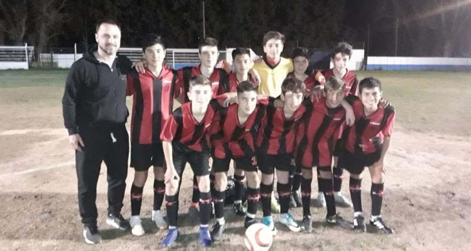 El U13 de San Pedro le ganó a San Nicolás y terminó la primera fase invicto