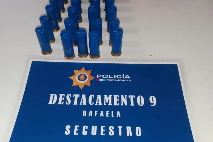Robaron un televisor y en la huída perdieron tres botellas de whisky