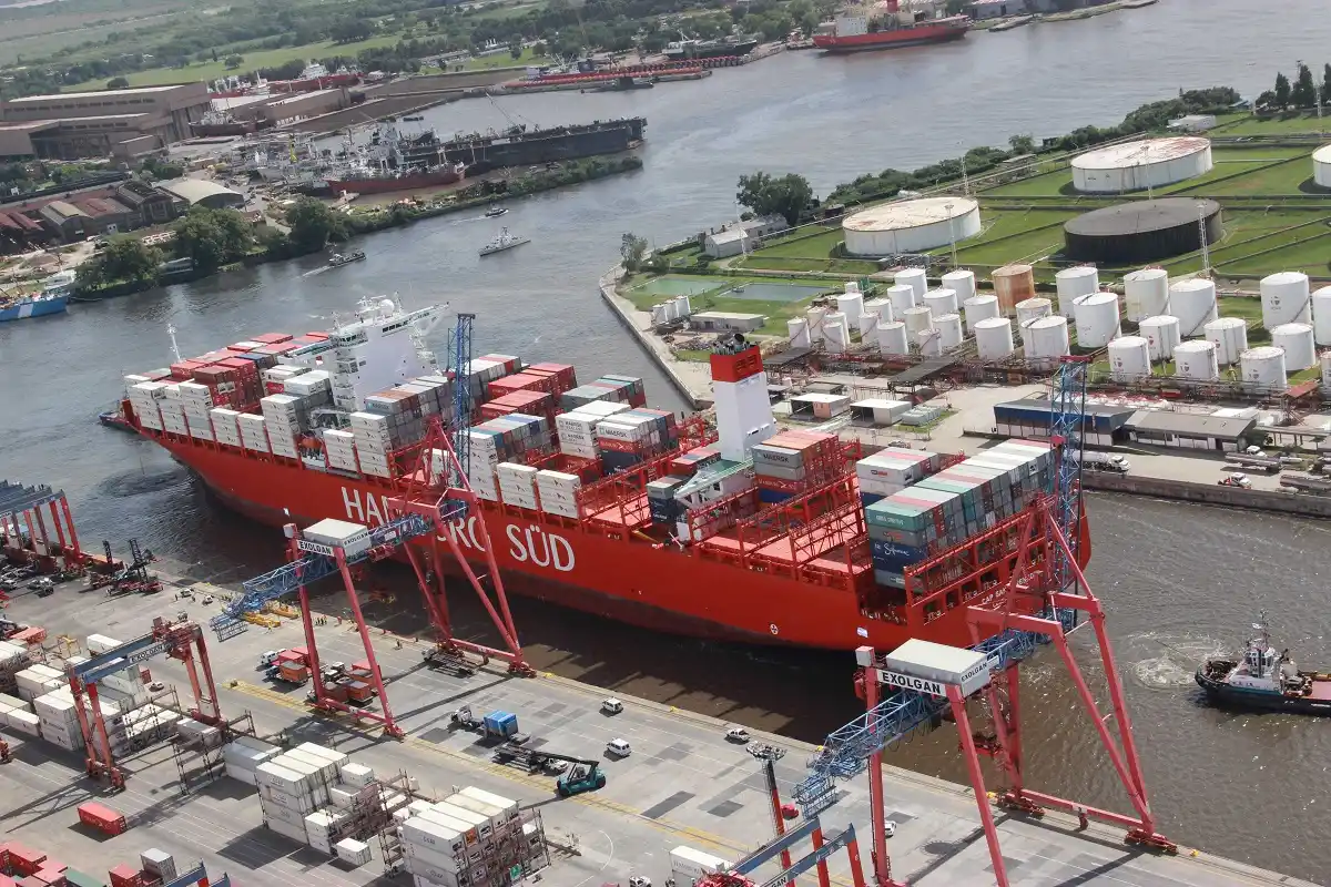 El año cerró con un superávit comercial de 6.023 millones de dólares.